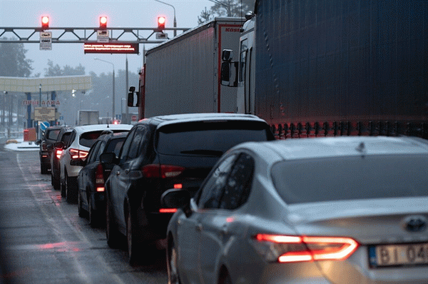 Литва не обеспечивает беспрепятственный проезд транспортных средств от границы с Республикой Беларусь